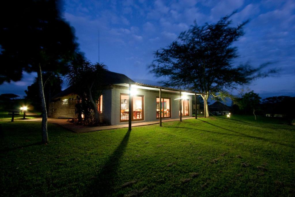 Zululand Safari Lodge Хлухлуве Екстериор снимка